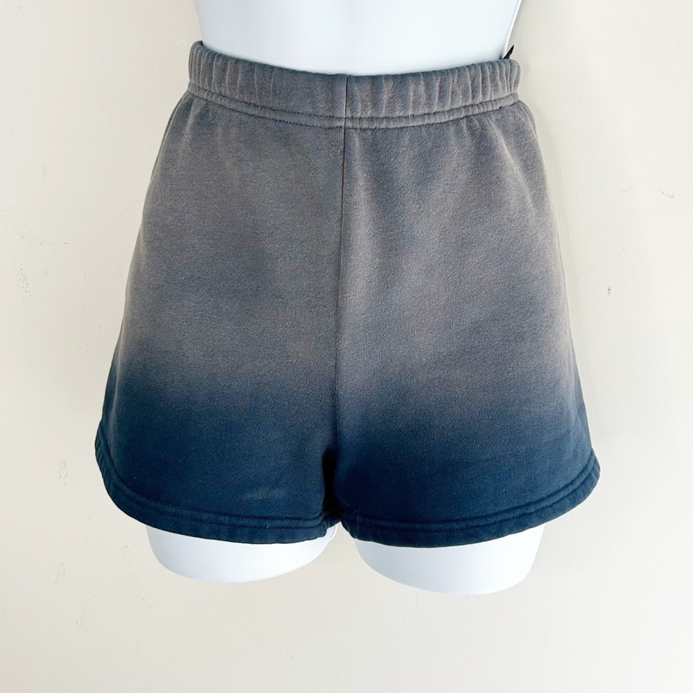 Aritzia TNA Cozy Fleece Perfect High Rise 3” Sweat Shorts Ombre Navy Grey XS - Picture 2 of 15